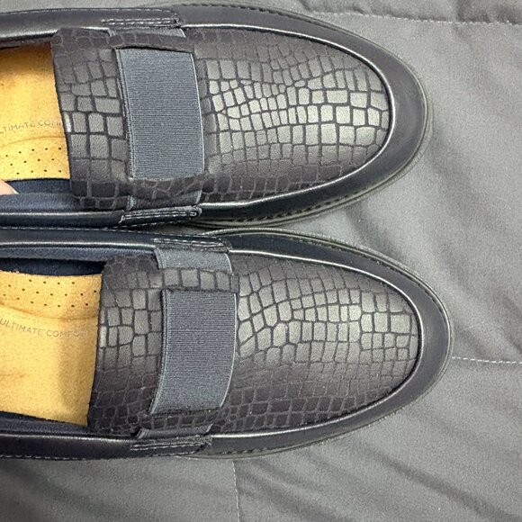 Clarks Collection Leather Loafers "Sharon Pace" - Size: 7.5 - NIB - Picture 9 of 16